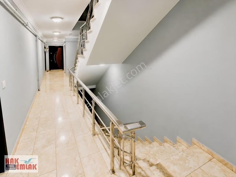 Hak Emlak'tan Aziziye'de Site İçi Hazır Kiracılı 2+1 Daire — fotoğraf 7