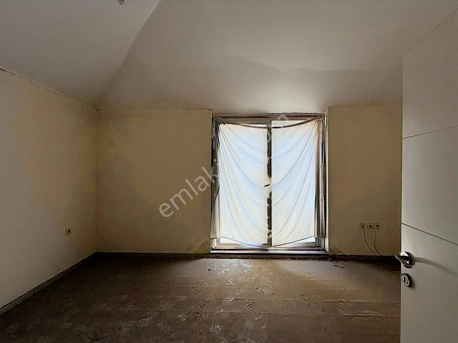Carşı Merkezde Satılık Dublex 5+1 Daire — fotoğraf 10