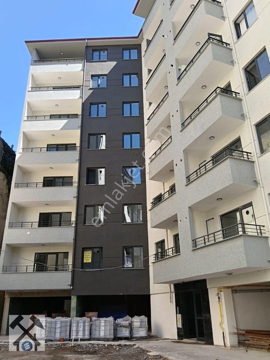 Mithatpaşa Mah. Çarşı Merkeze Yakın Satılık 3+1 Daire