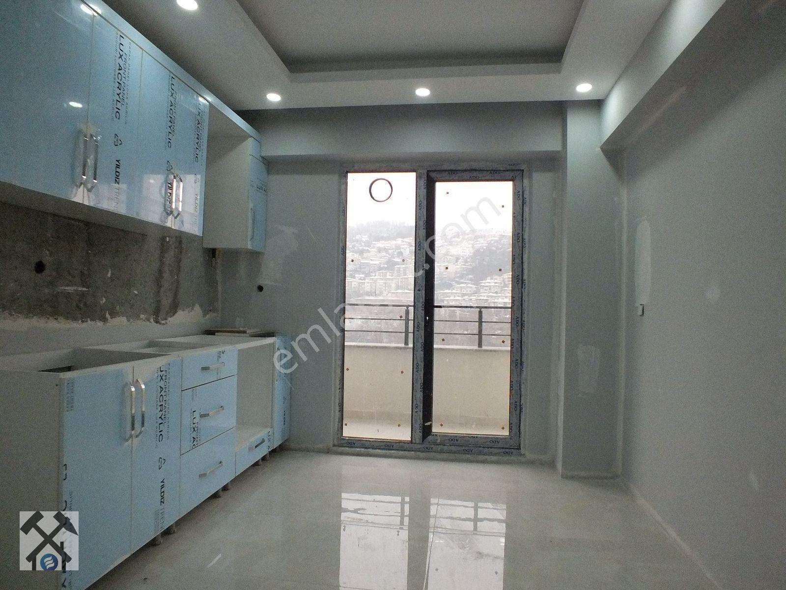 Mithatpaşa Mah. Çarşı Merkeze Yakın Satılık 3+1 Daire — fotoğraf 8