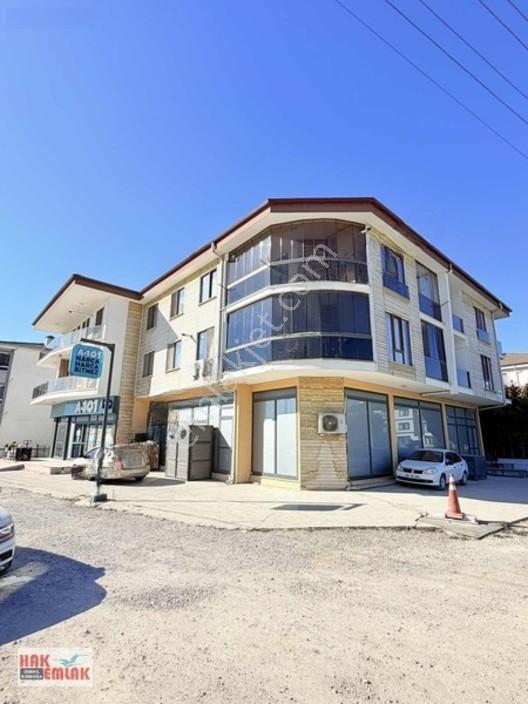 Hak Emlak'tan Azızıye Mahallesı Satılık 3 + 1 Daıre — fotoğraf 2