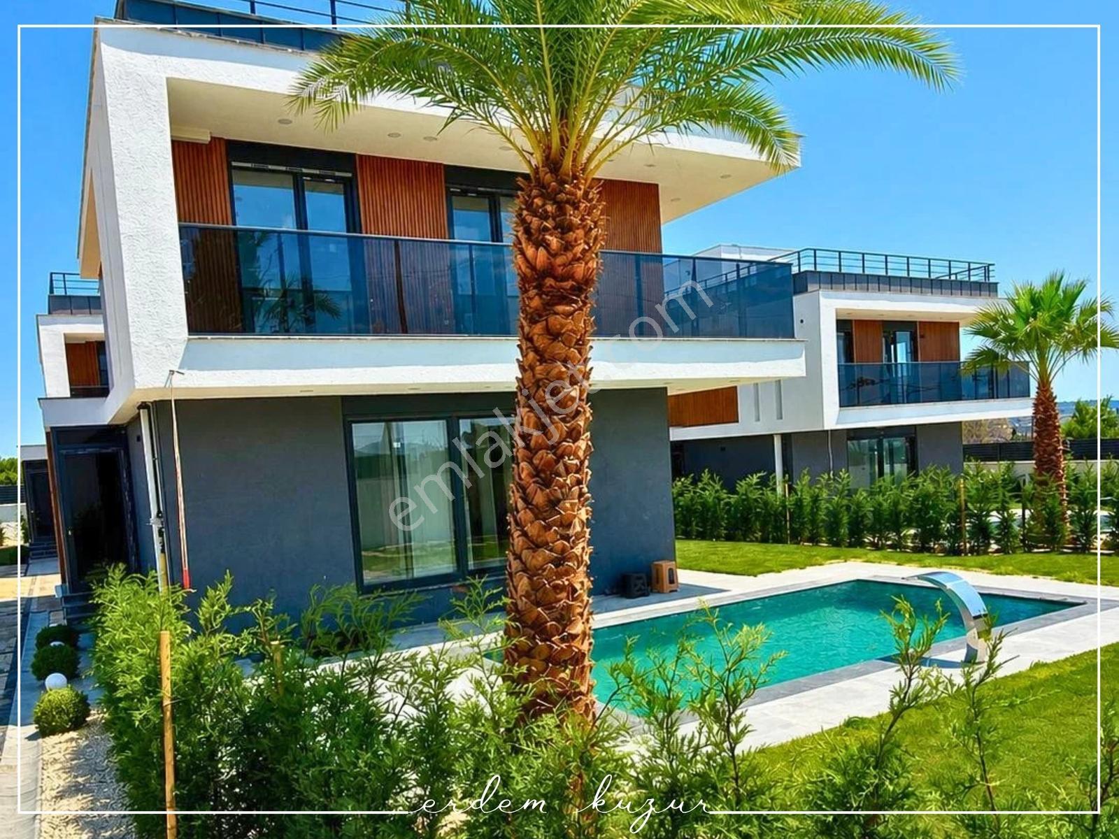 Silivri Ortaköy'de Satılık 6+1 Villa - Müstakil Havuz Ve Otopark — fotoğraf 3