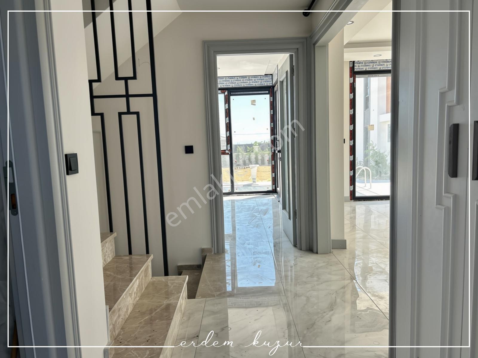 Silivri Ortaköy'de Satılık 6+1 Villa - Müstakil Havuz Ve Otopark — fotoğraf 12