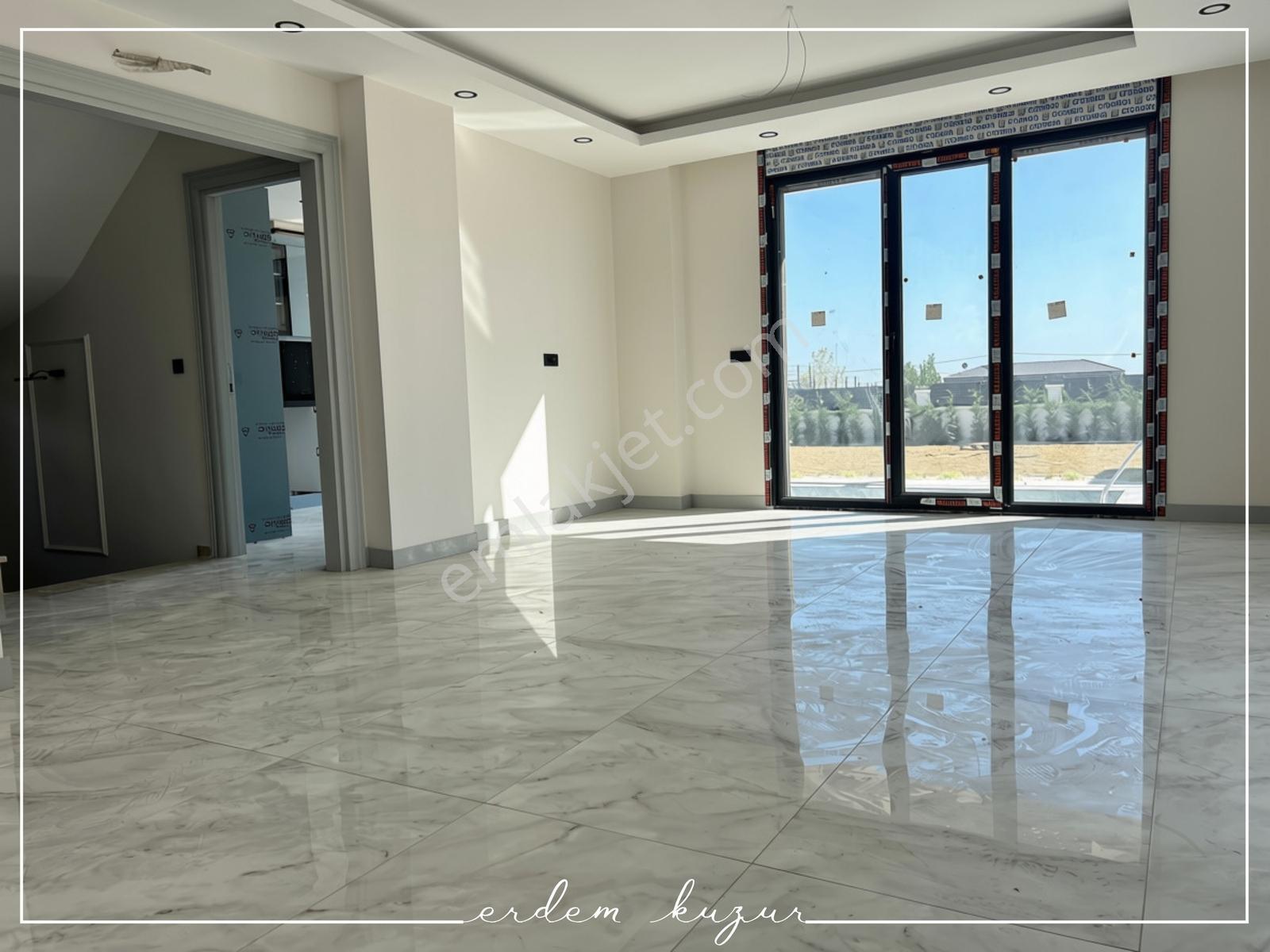 Silivri Ortaköy'de Satılık 6+1 Villa - Müstakil Havuz Ve Otopark — fotoğraf 16