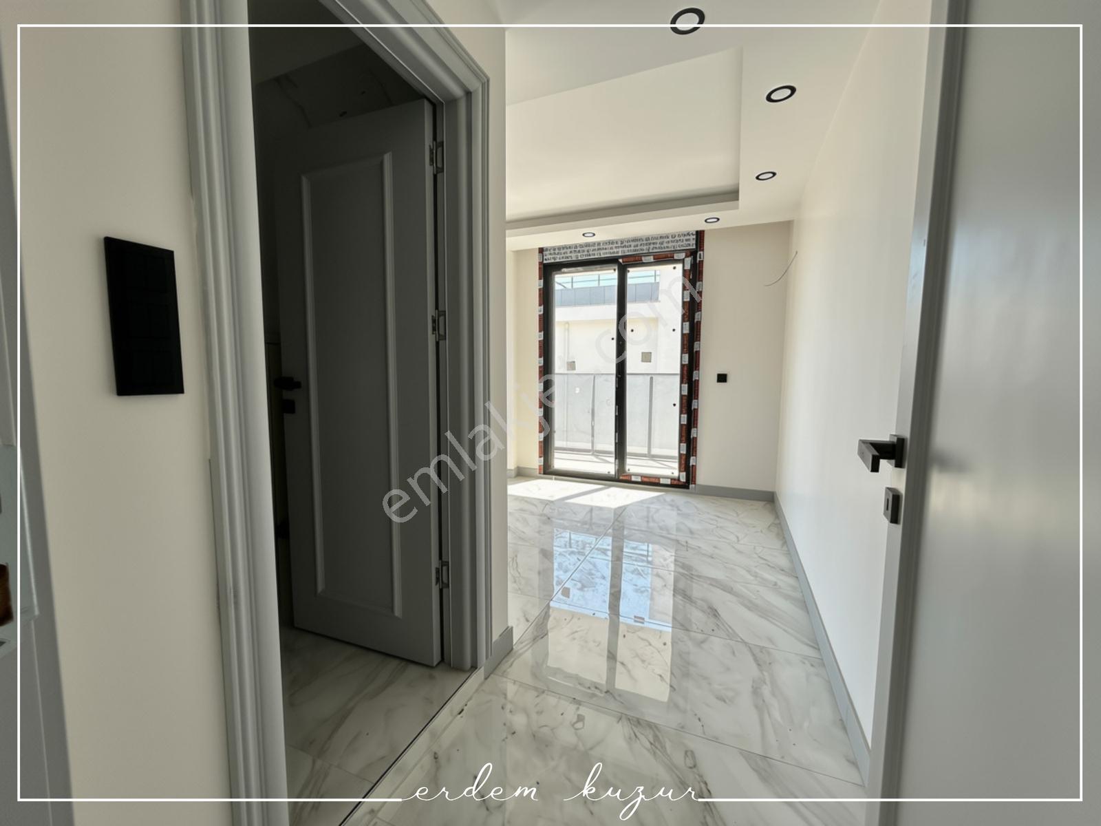 Silivri Ortaköy'de Satılık 6+1 Villa - Müstakil Havuz Ve Otopark — fotoğraf 23