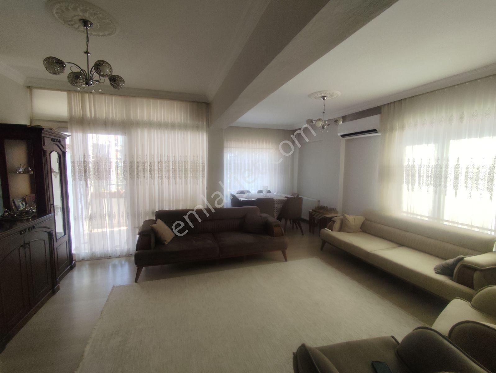 Persembe Pazari Civarinda Satilik 3+1 Daire — fotoğraf 23