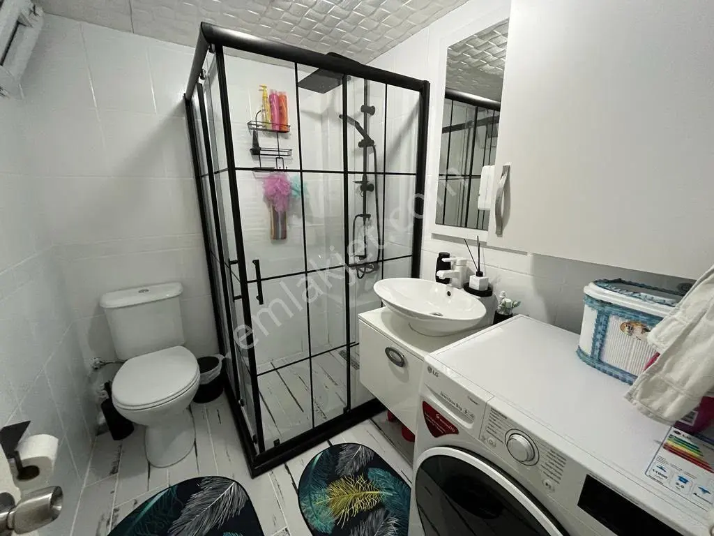 Gaziosmanpaşa Karlıtepe Mahallesinde 15 Yıllık Binada/2+1/85m2/bahçe Katı Satılık Daire — fotoğraf 7