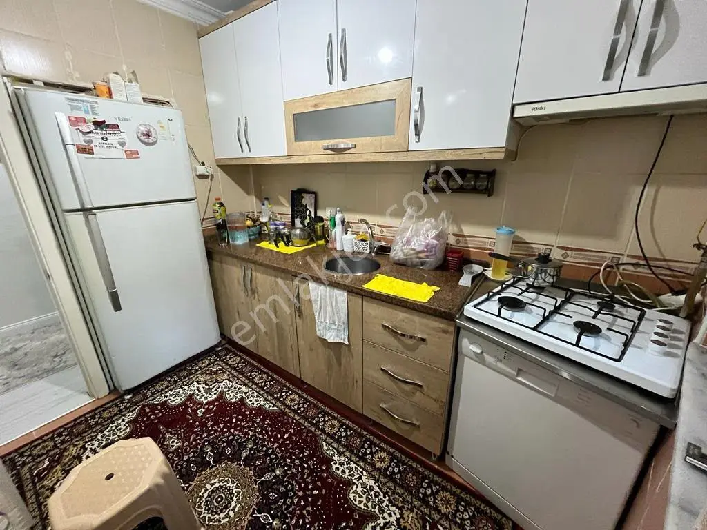Gaziosmanpaşa Karlıtepe Mahallesinde 15 Yıllık Binada/2+1/85m2/bahçe Katı Satılık Daire — fotoğraf 14