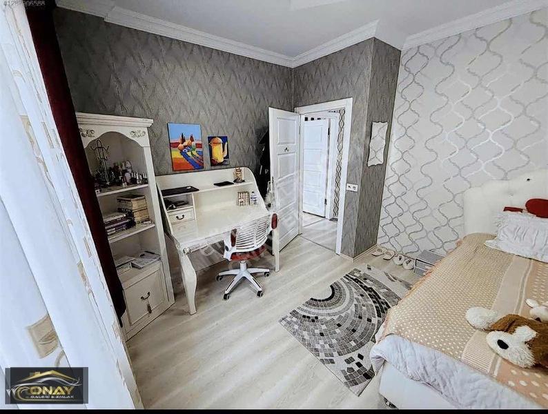 Onay Emlak' Tan Satılık 3+1 Ara Kat Lüks Daire — fotoğraf 23