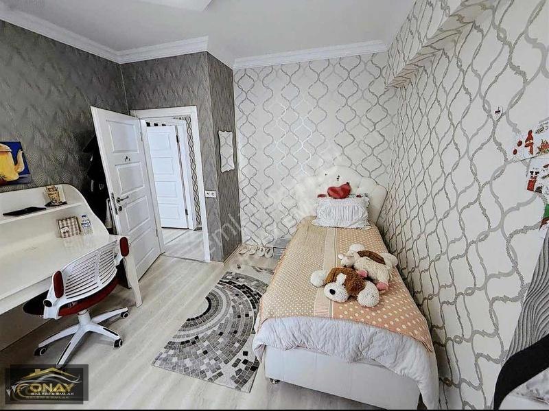 Onay Emlak' Tan Satılık 3+1 Ara Kat Lüks Daire — fotoğraf 24