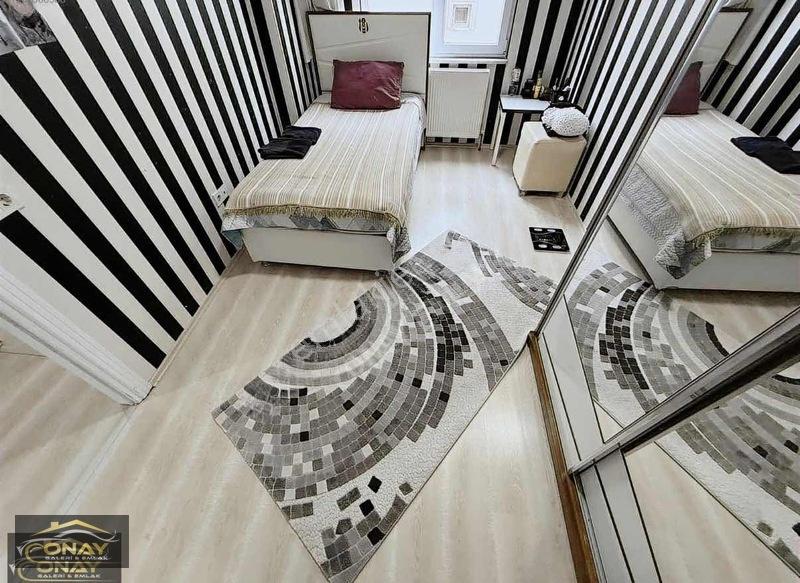 Onay Emlak' Tan Satılık 3+1 Ara Kat Lüks Daire — fotoğraf 31