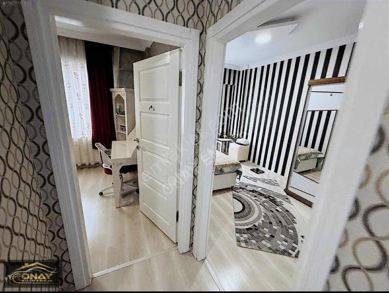 Onay Emlak' Tan Satılık 3+1 Ara Kat Lüks Daire — fotoğraf 33