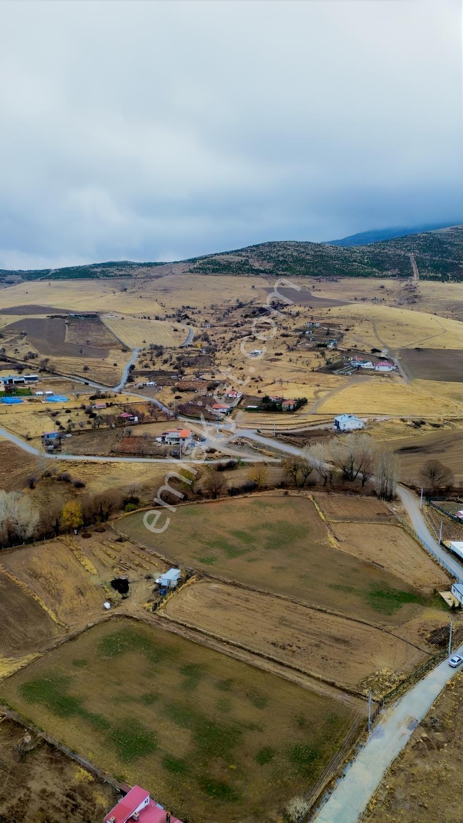Bahçesaray'da Satılık 1104 M2 Müstakil Bağ Tapulamalı Yer — fotoğraf 2