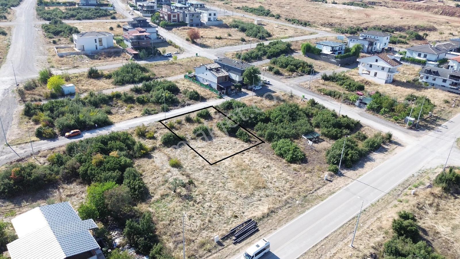 Century21 Net'ten Hallaçlar'da 470m² Satılık Villalık Arsa — fotoğraf 3