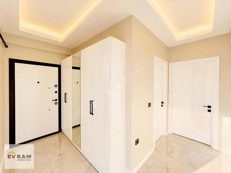 Kurupelit'te 2+1 90m2 Y.grş Ebv Banyolu Vestiyerli Daire — fotoğraf 2