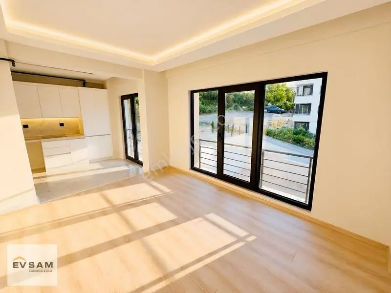 Kurupelit'te 2+1 90m2 Y.grş Ebv Banyolu Vestiyerli Daire — fotoğraf 5