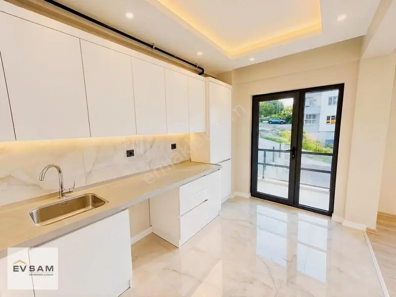 Kurupelit'te 2+1 90m2 Y.grş Ebv Banyolu Vestiyerli Daire — fotoğraf 7