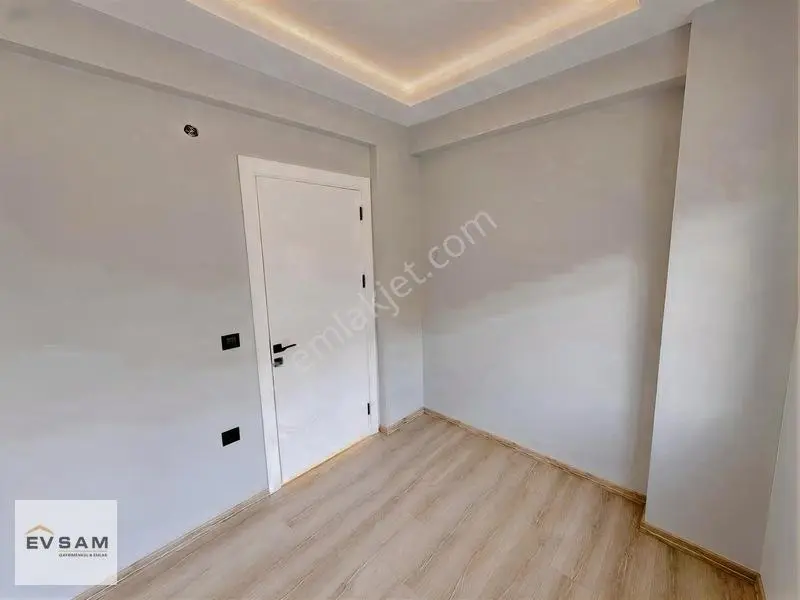 Kurupelit'te 2+1 90m2 Y.grş Ebv Banyolu Vestiyerli Daire — fotoğraf 9