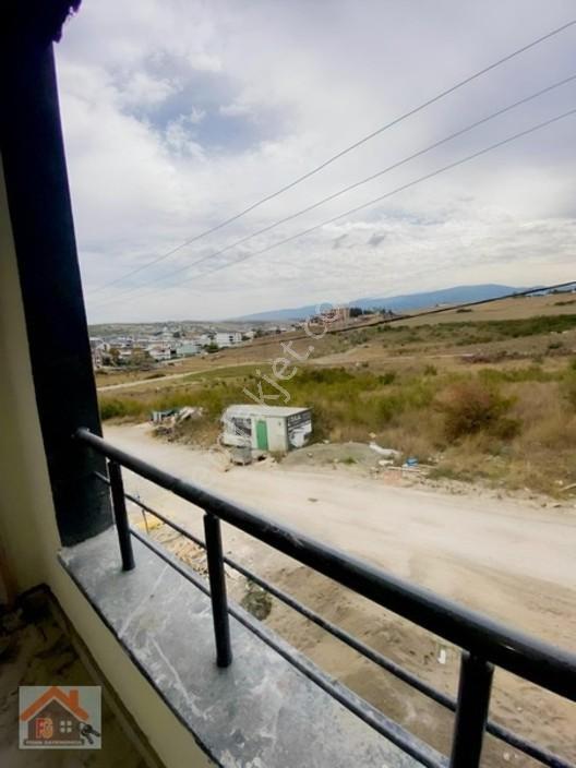Yalova Çiftlikköy Satılık 2+1 Arakat Daire — fotoğraf 2