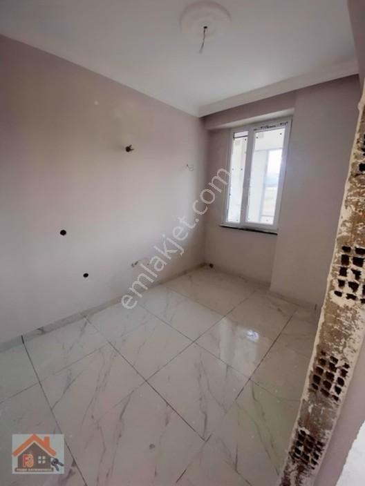 Yalova Çiftlikköy Satılık 2+1 Arakat Daire — fotoğraf 6