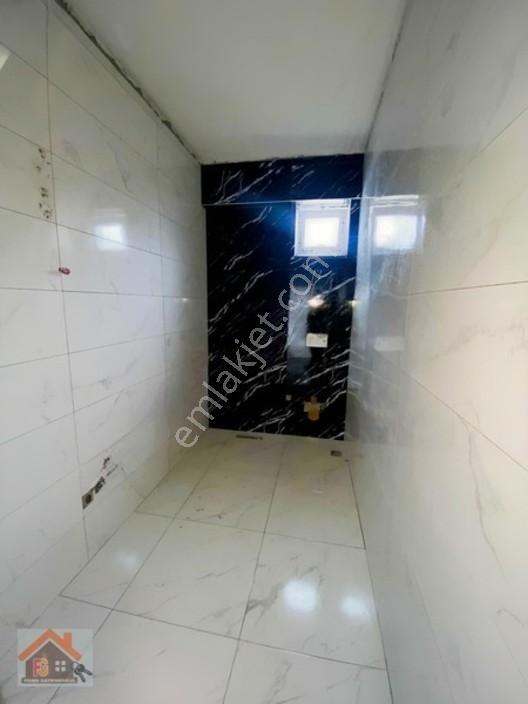 Yalova Çiftlikköy Satılık 2+1 Arakat Daire — fotoğraf 11