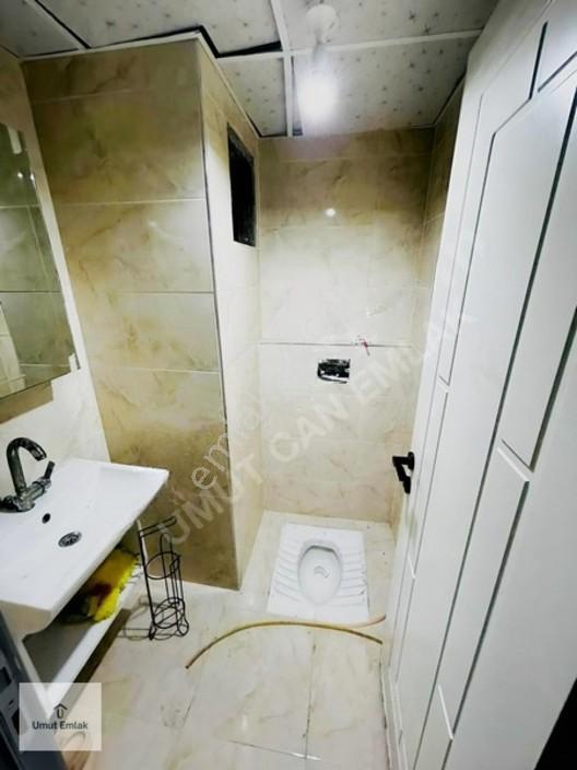 Hasarsız İskanlı Cadde Üstü Teraslı 3+1 Kapalı Mutfak 130 M2 — fotoğraf 9