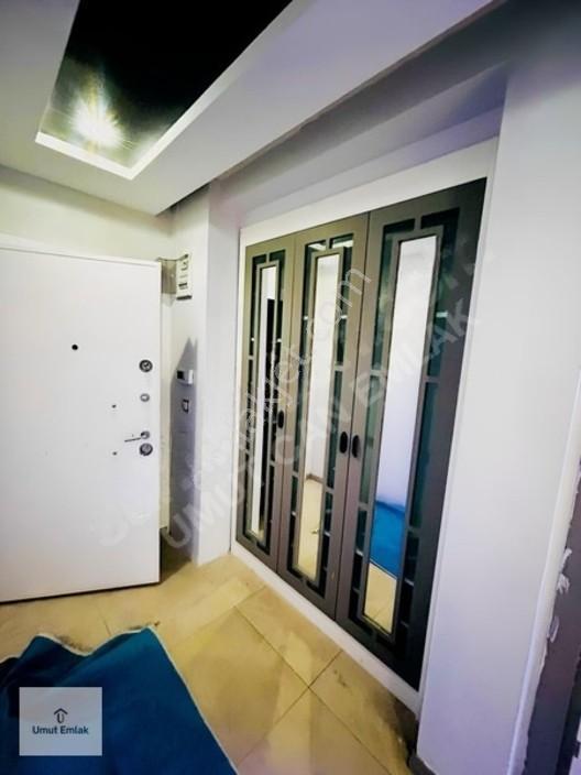 Hasarsız İskanlı Cadde Üstü Teraslı 3+1 Kapalı Mutfak 130 M2 — fotoğraf 12