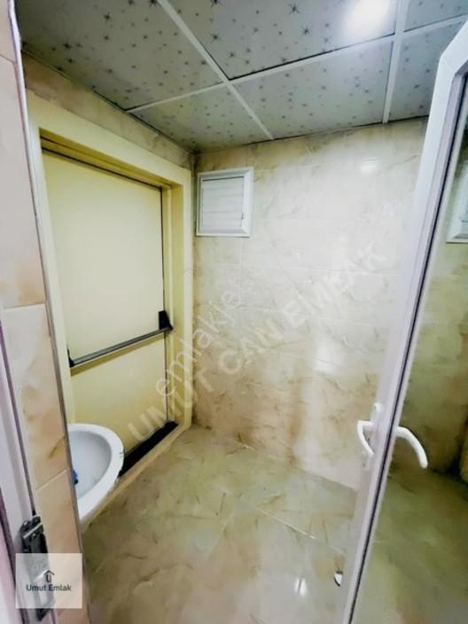 Hasarsız İskanlı Cadde Üstü Teraslı 3+1 Kapalı Mutfak 130 M2 — fotoğraf 16