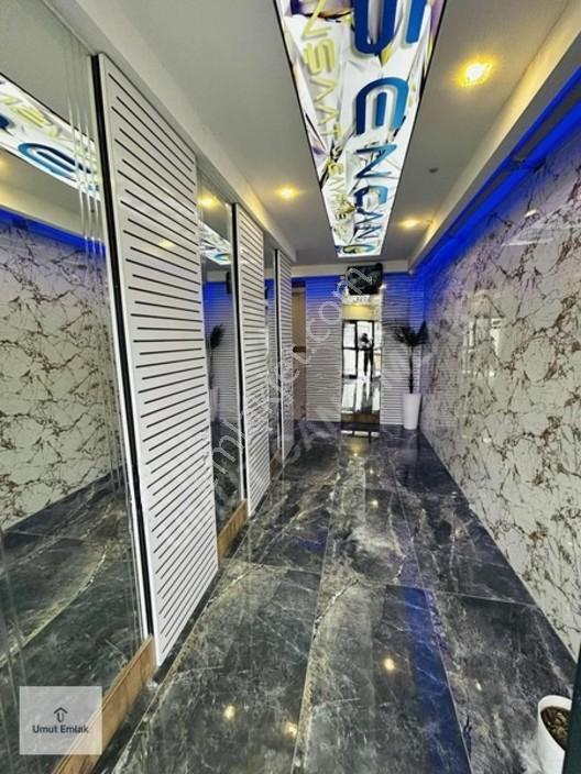 Hasarsız İskanlı Cadde Üstü Teraslı 3+1 Kapalı Mutfak 130 M2 — fotoğraf 23
