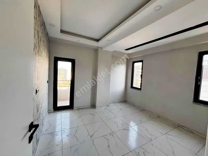 Acillll Satılık 2+1 Amerikan Mutfaklı Yerden Isıtmalı Daire — fotoğraf 3