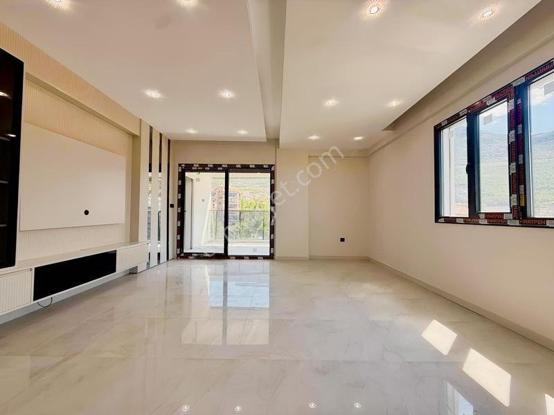 Bağbaşın'da 175 M2 3+1 Arakat Ultra Lüks A Plus Daire — fotoğraf 7