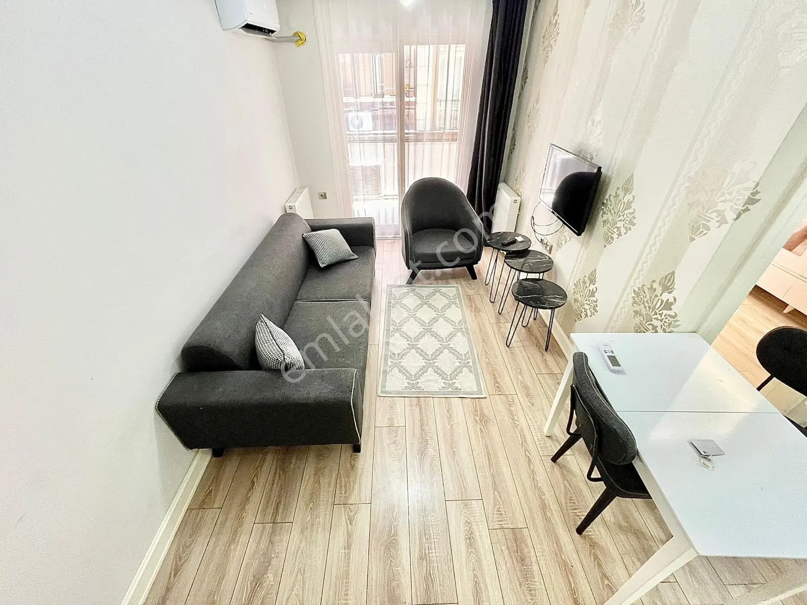 Referans'tan Altınkum'da Havuzlu Sitede Lüks 1+1 Daire — fotoğraf 9