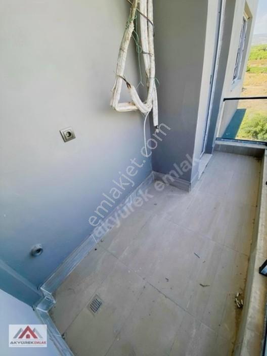 Akyürekten Fırsat Satılık 2+1 Daire — fotoğraf 3