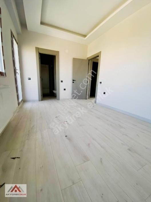 Akyürekten Fırsat Satılık 2+1 Daire — fotoğraf 5
