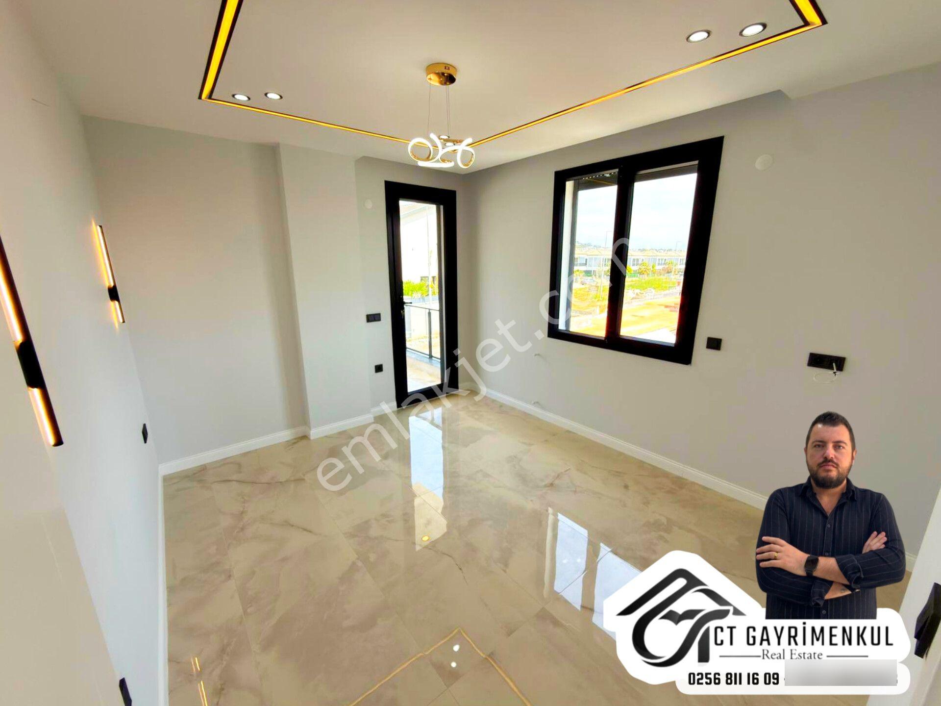 Didim'de Satılık 4+1 Tam Müstakil 300m2 Ayrı Mutfak Bahçeli Havuzlu Villa ! — fotoğraf 31