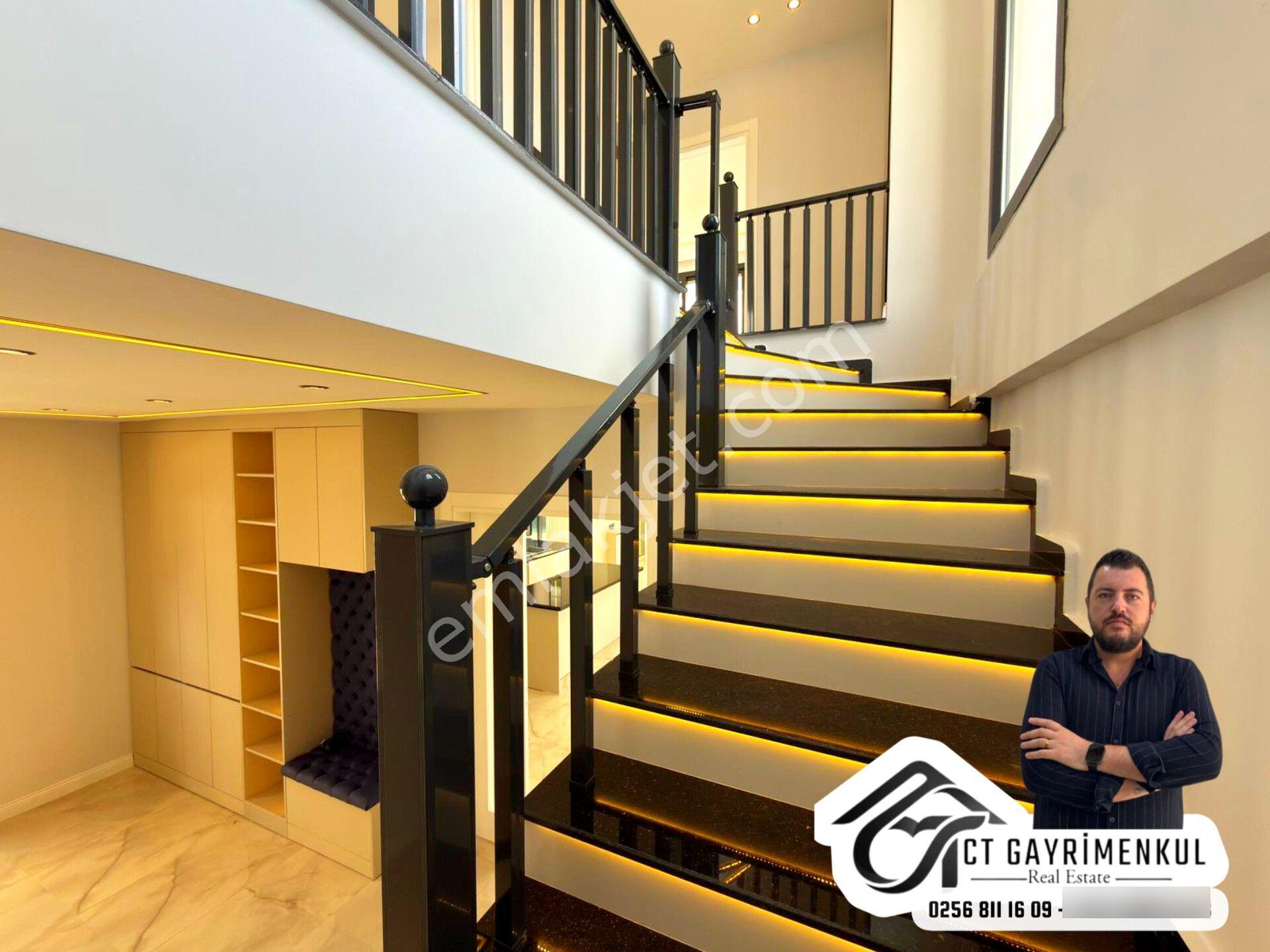 Didim'de Satılık 4+1 Tam Müstakil 300m2 Açık Mutfak Bahçeli Havuzlu Villa ! — fotoğraf 8