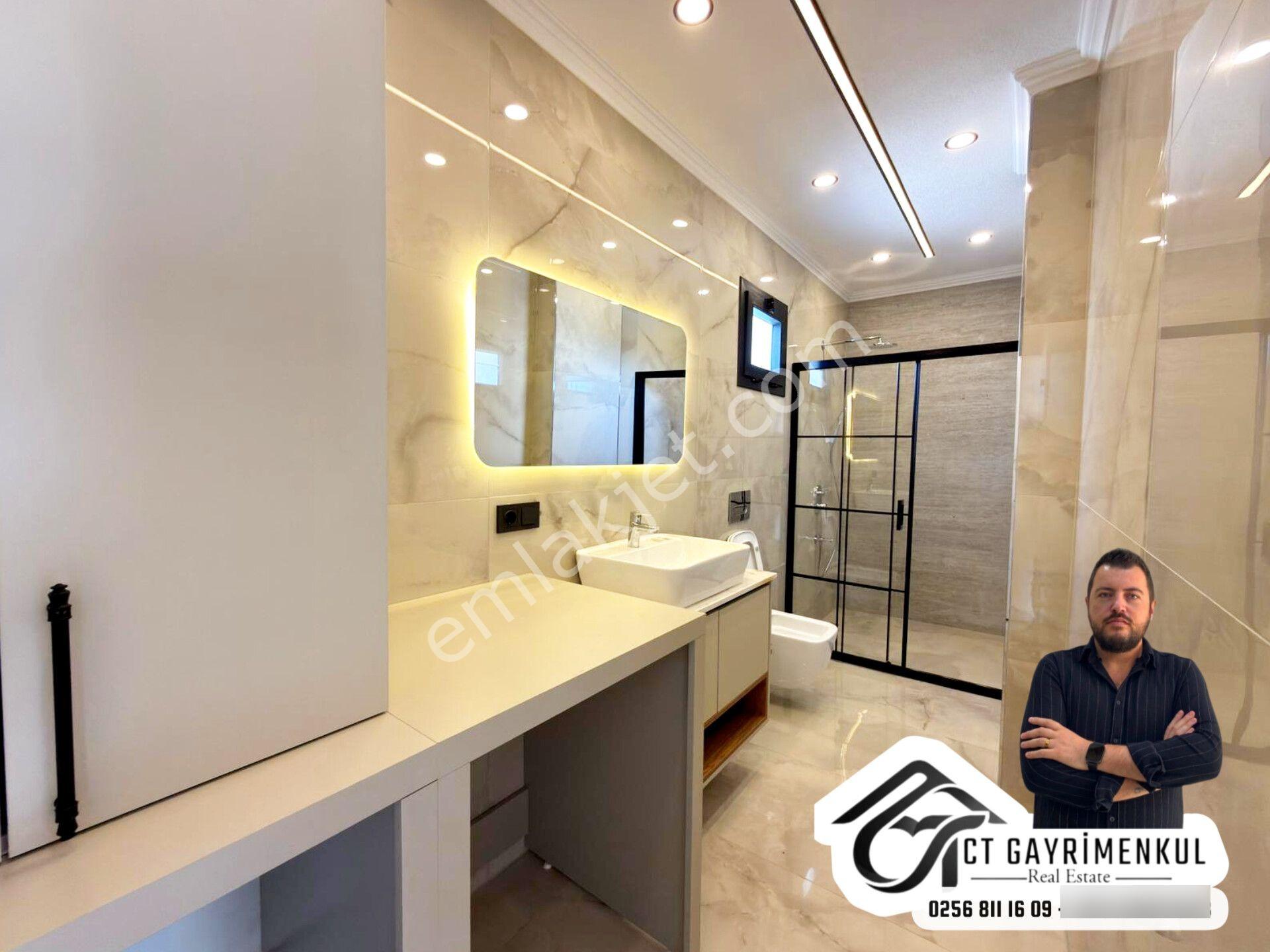 Didim'de Satılık 4+1 Tam Müstakil 300m2 Açık Mutfak Bahçeli Havuzlu Villa ! — fotoğraf 30