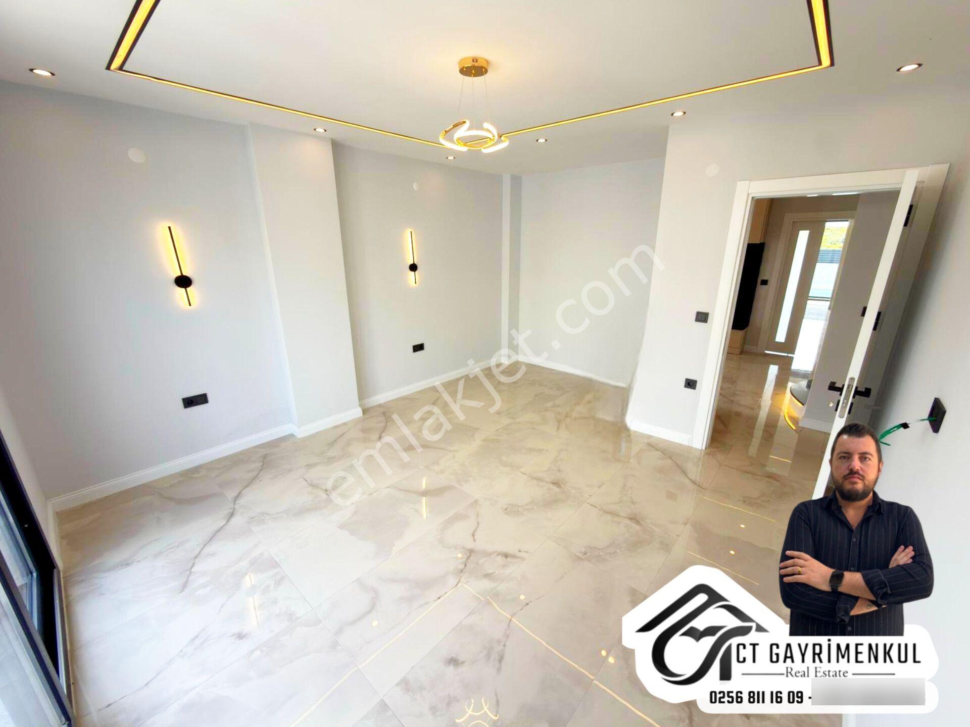 Didim'de Satılık 4+1 Tam Müstakil 300m2 Açık Mutfak Bahçeli Havuzlu Villa ! — fotoğraf 31