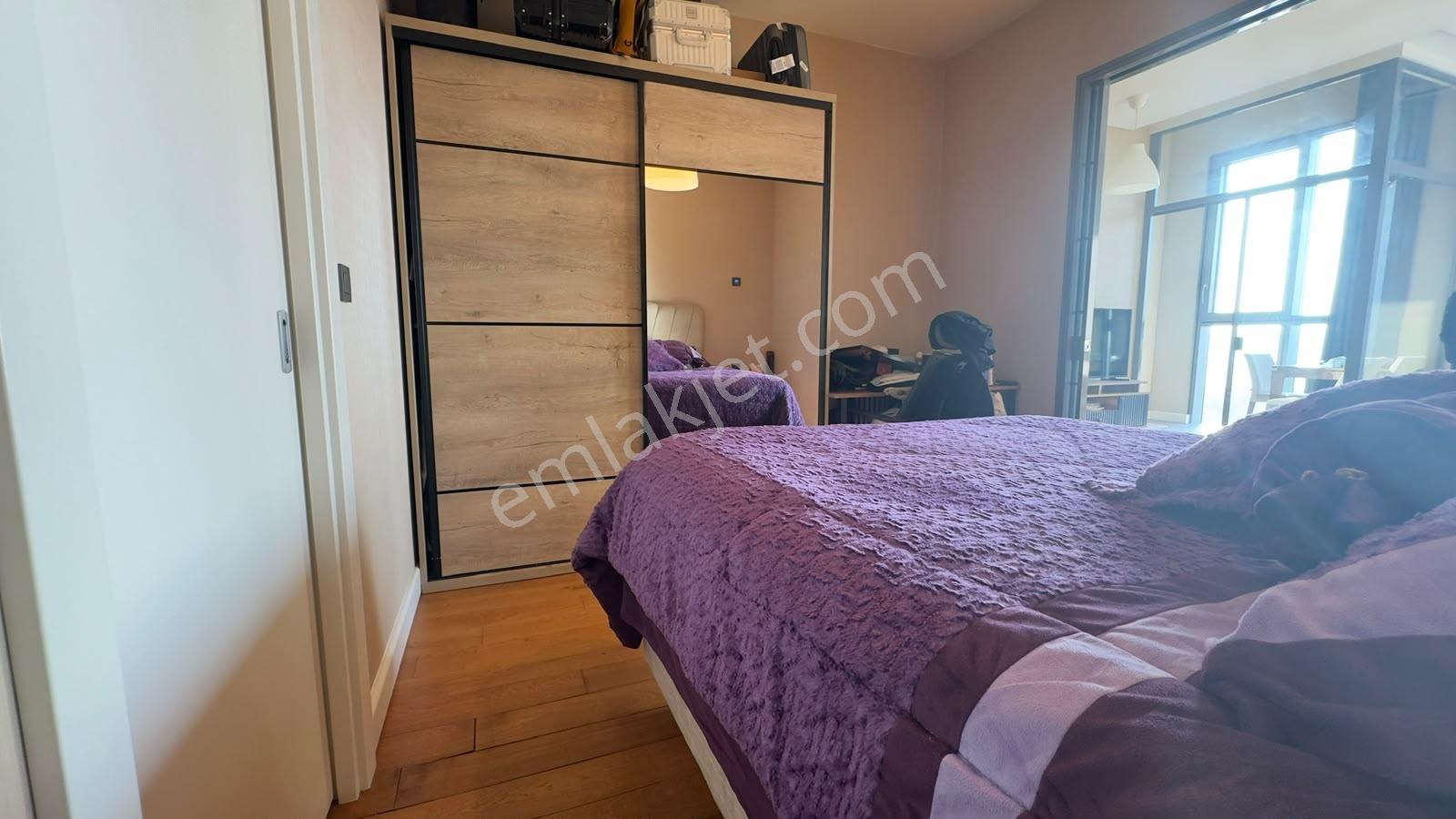 Skyland Rezidans'ta Balkonlu & Manzaralı 1+1 Satılık Daire — fotoğraf 14
