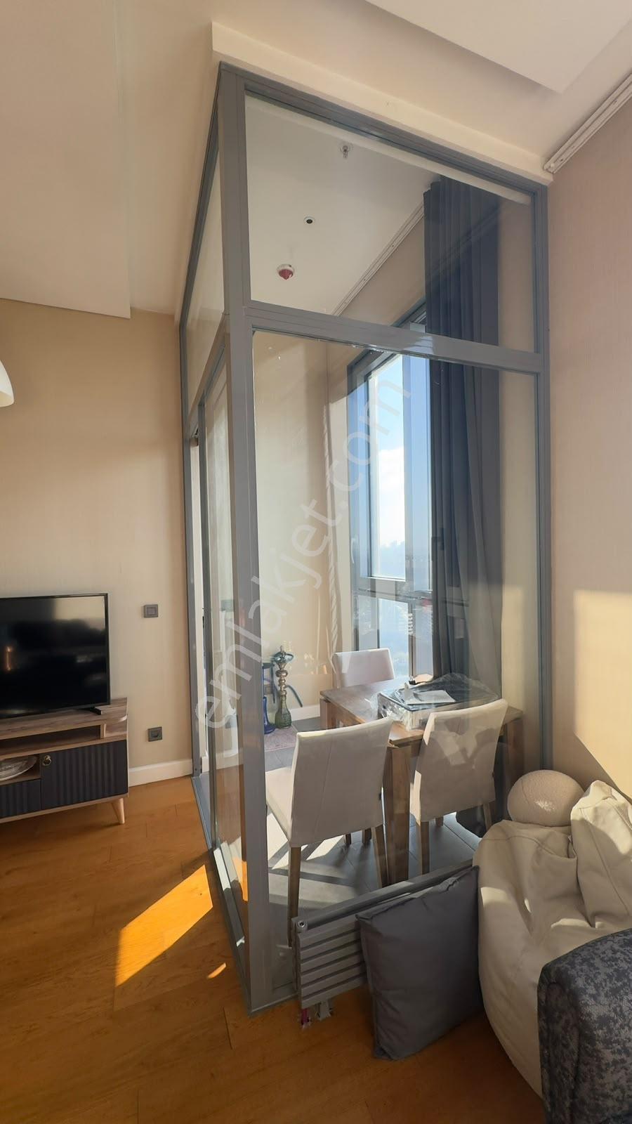 Skyland Rezidans'ta Balkonlu & Manzaralı 1+1 Satılık Daire — fotoğraf 21