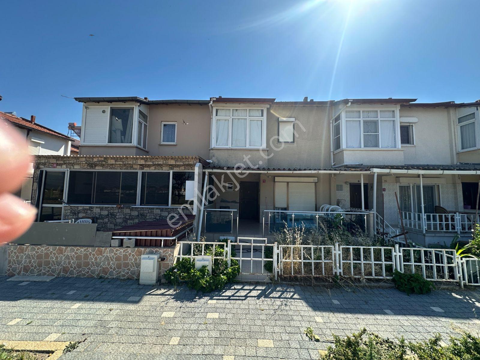 Şimşekten Orjanda Deniz Manzaralı 3+1 Dubleks Villa — fotoğraf 2