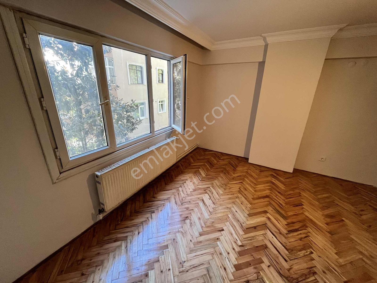 Fulya Narçiçeği Sokakta | Komple Yenilenmiş 2.5+1 Daire — fotoğraf 4