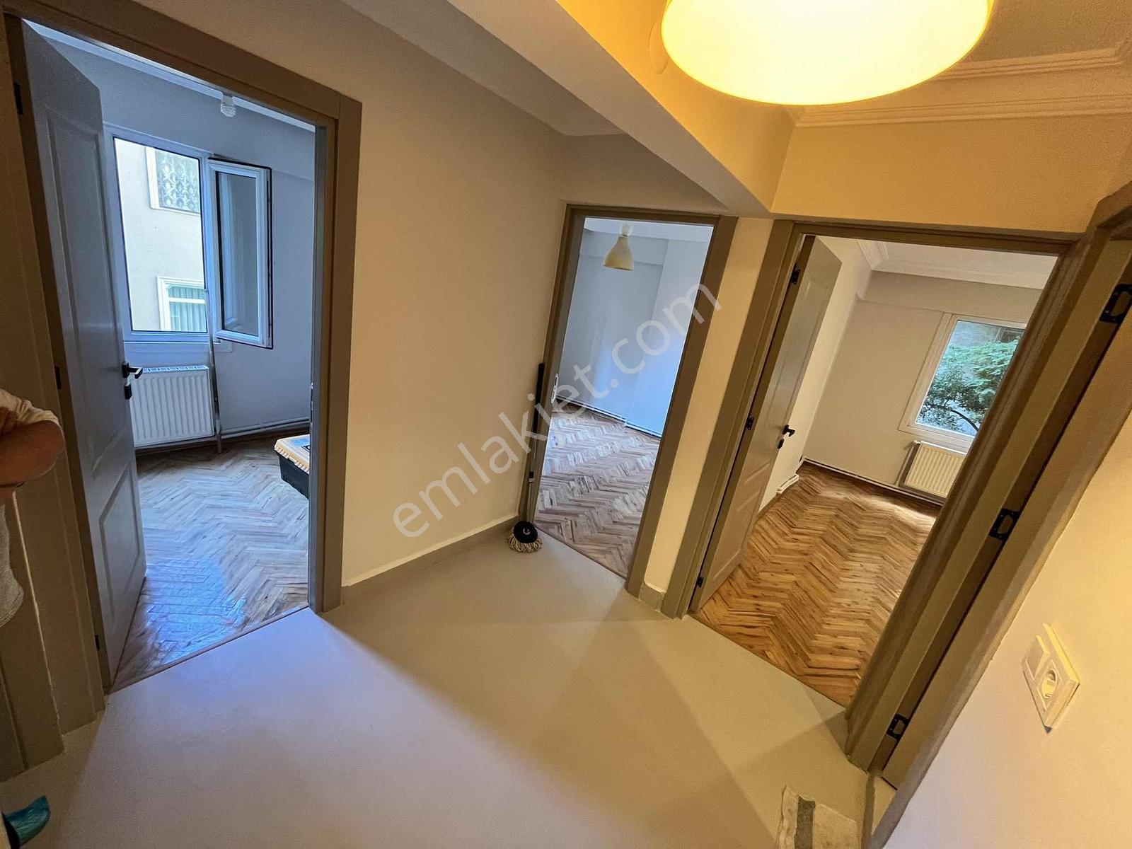 Fulya Narçiçeği Sokakta | Komple Yenilenmiş 2.5+1 Daire — fotoğraf 7