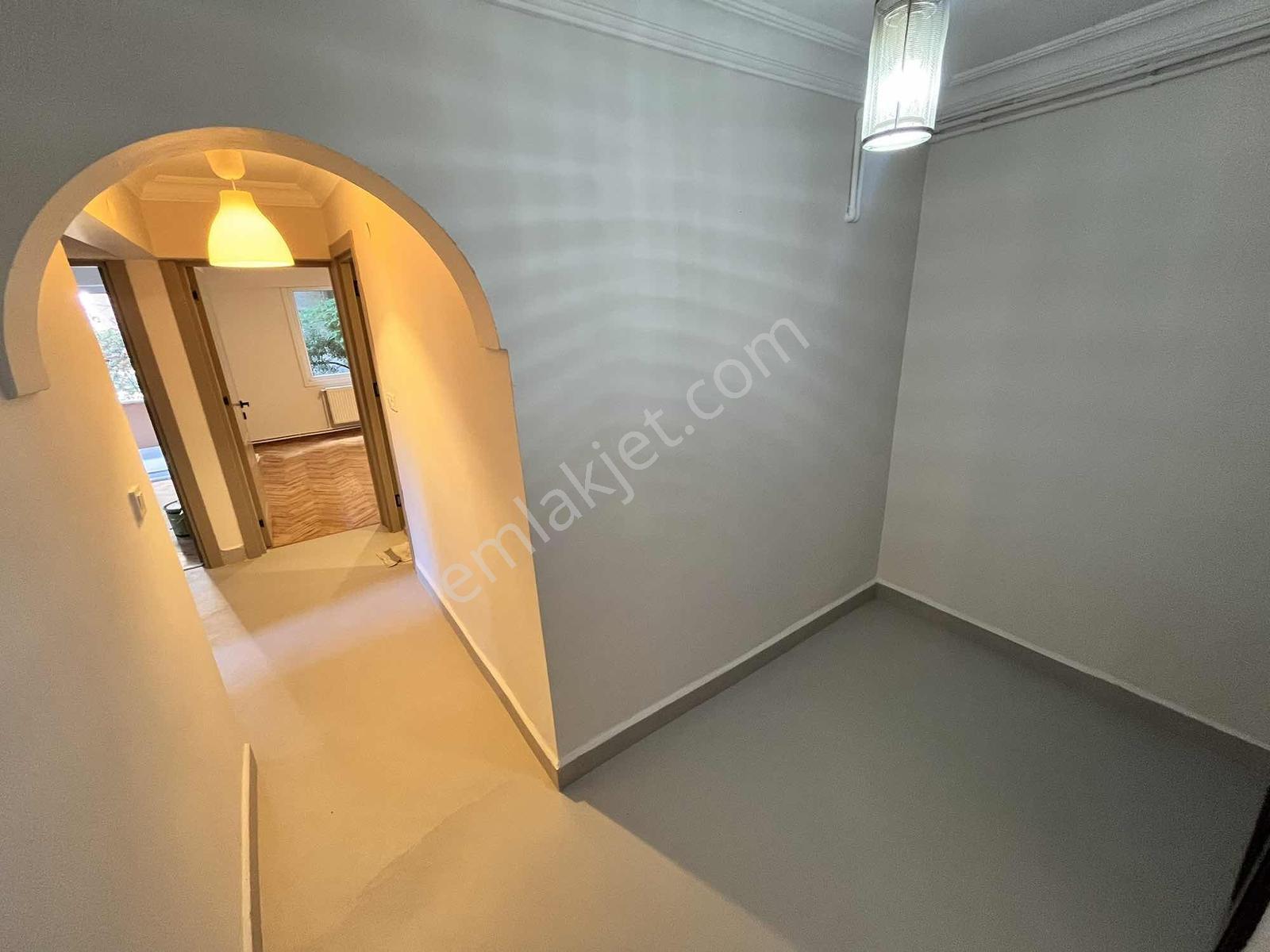 Fulya Narçiçeği Sokakta | Komple Yenilenmiş 2.5+1 Daire — fotoğraf 9
