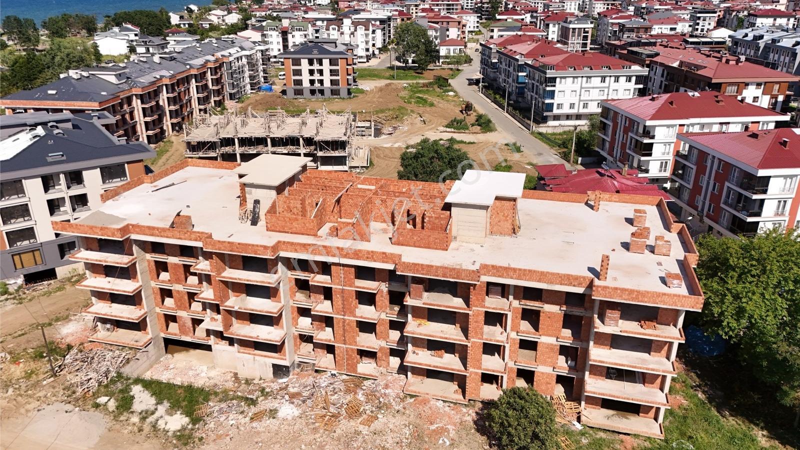 Cumhuriyet'te Denize 250 M. Site İçi 2+1 Satılık Daire — fotoğraf 10