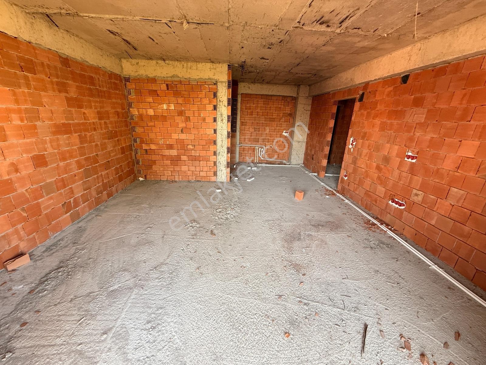 Cumhuriyet'te Denize 250 M. Site İçi 2+1 Satılık Daire — fotoğraf 15