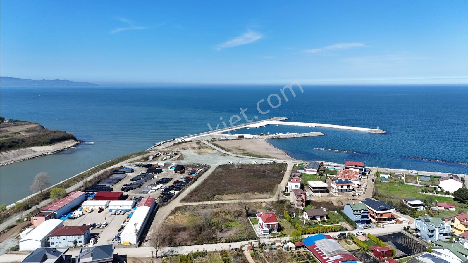 Cumhuriyet'te Denize 250 M. Site İçi 2+1 Satılık Daire — fotoğraf 34