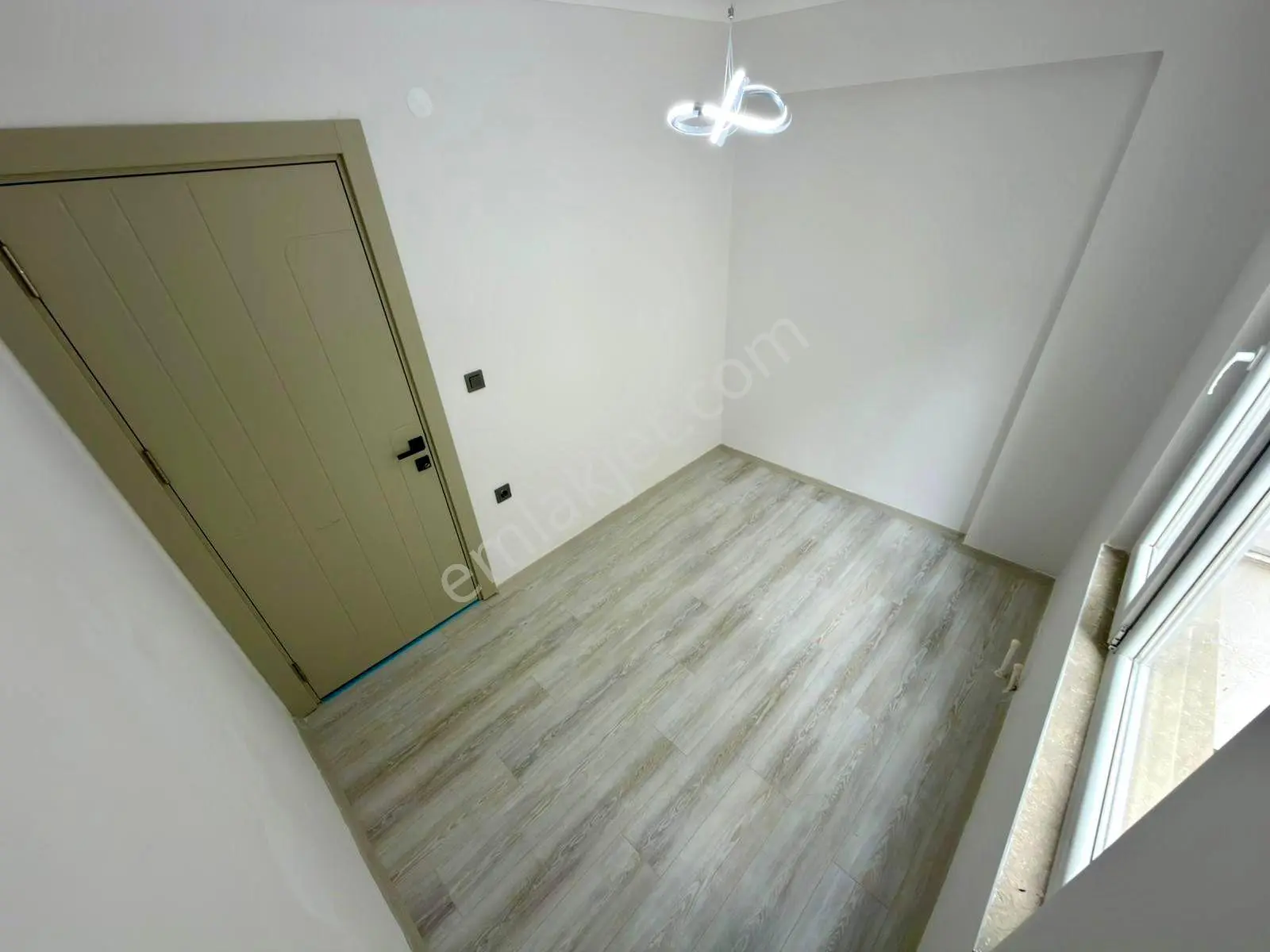Referans'tan Altınkum'da Ön Cephe Denize 50 Mt Ara Kat Lüx 2+1 Daire — fotoğraf 20