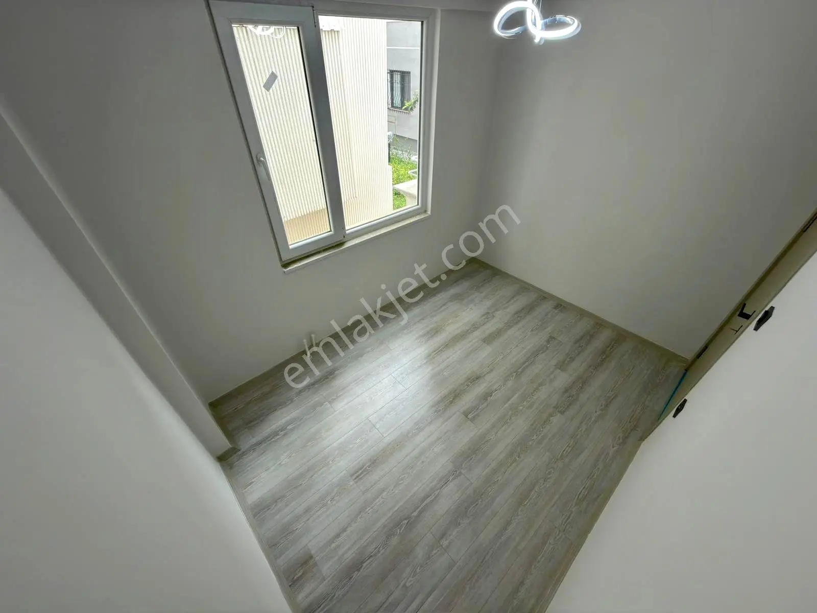 Referans'tan Altınkum'da Ön Cephe Denize 50 Mt Ara Kat Lüx 2+1 Daire — fotoğraf 24