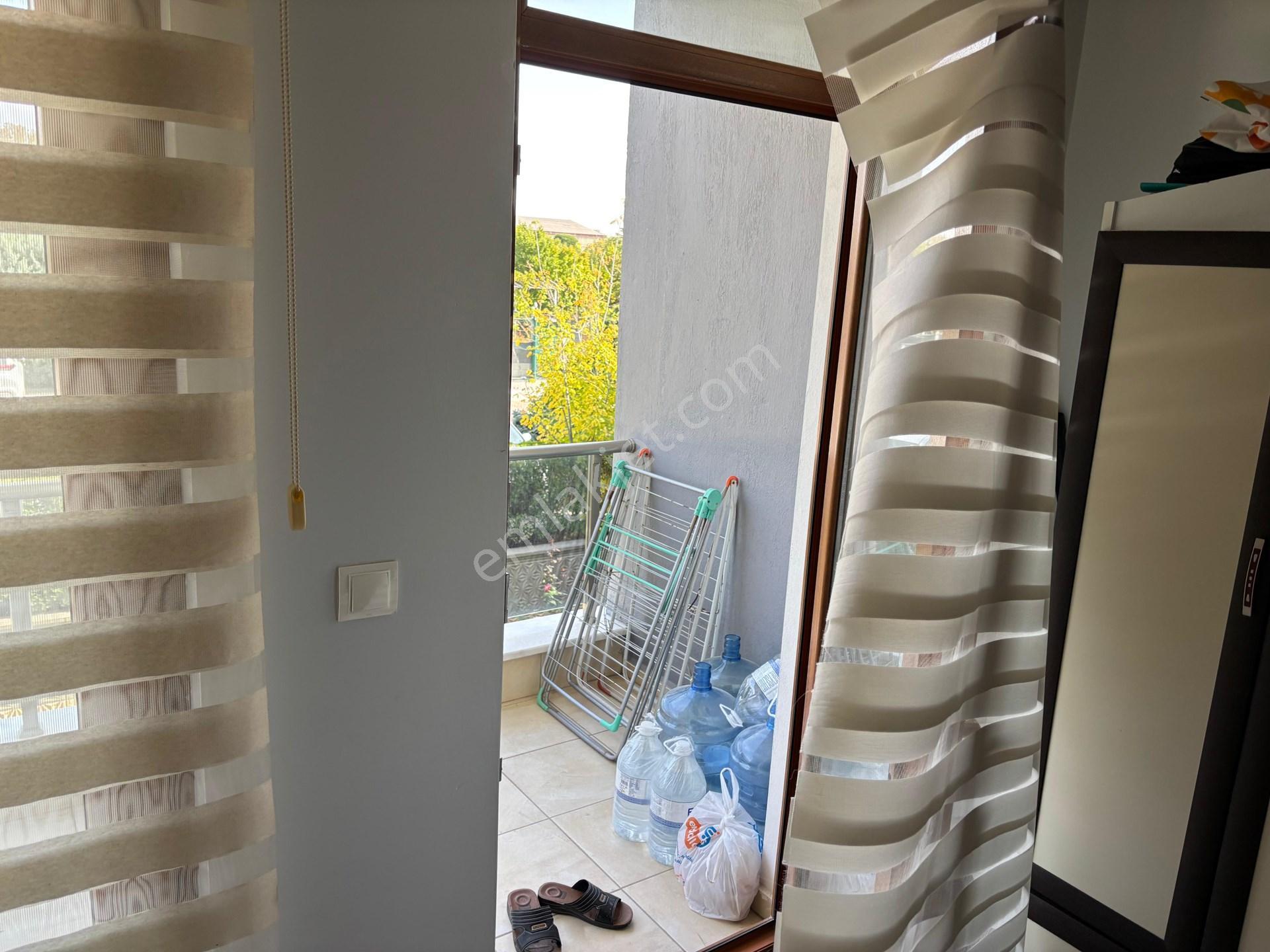 Meram Tıp Yakınında Huzur Kent Sitesinde Arakat1+0 Satılık Daire — fotoğraf 18